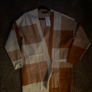 New sweater with tags